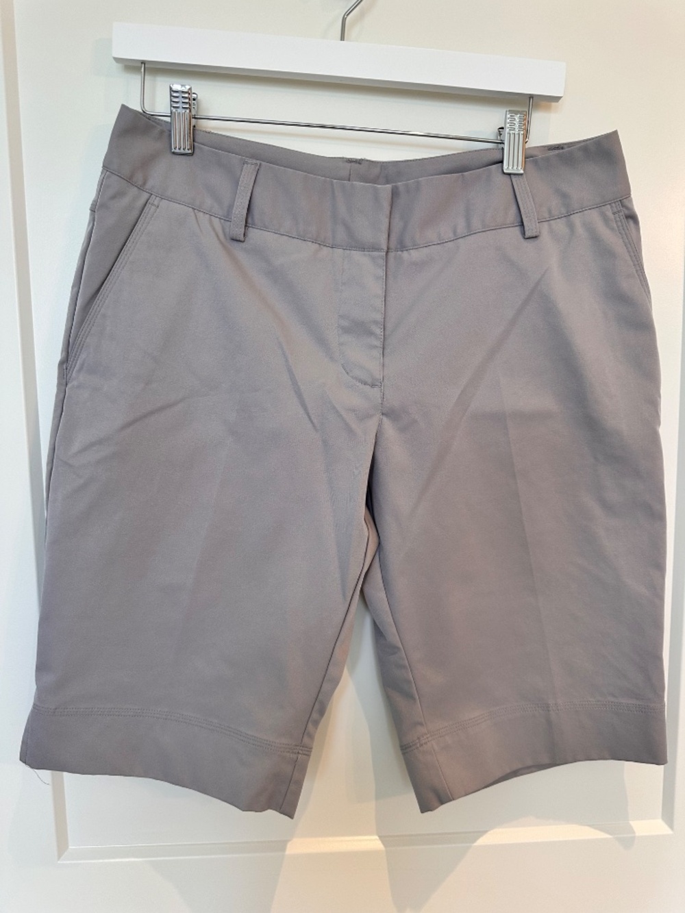 Adidas ClimaLITE Golf Shorts (women's 10)